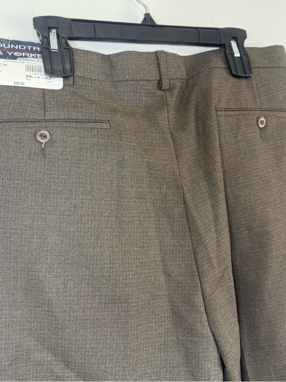 Roundtree & Yorke Brown Pleated Dress Pants 36x32 Cuffed Easy Care Trousers - Picture 4 of 7